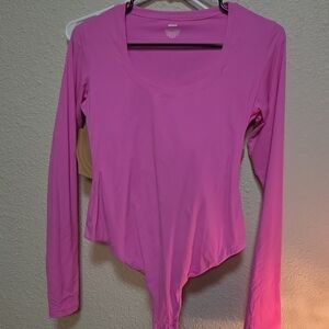 NWOT SKIMS Large Fits Everybody Scoop Neck Thong Long Sleeve Bodysuit In Pink